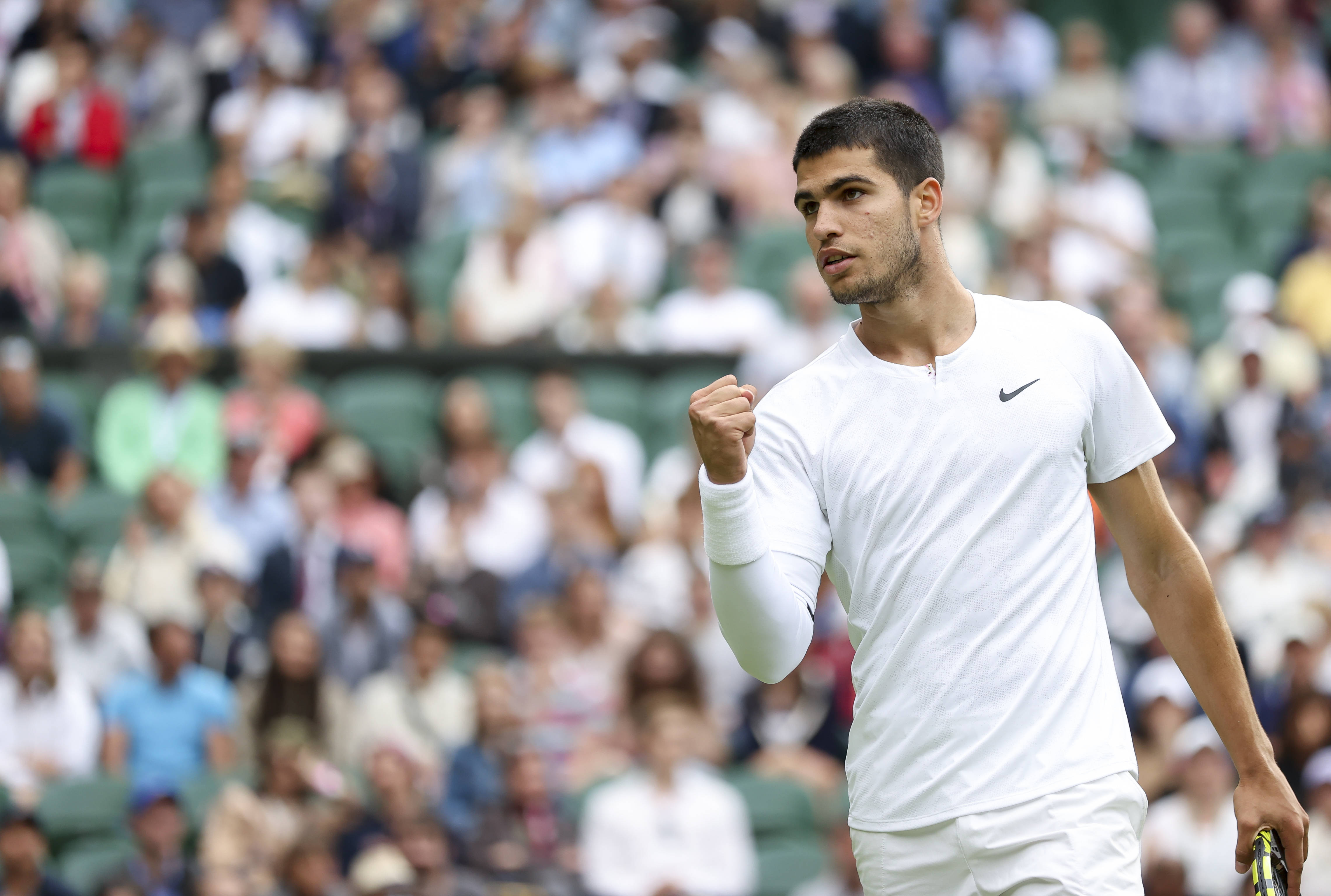 两家俱乐部 两家俱乐部